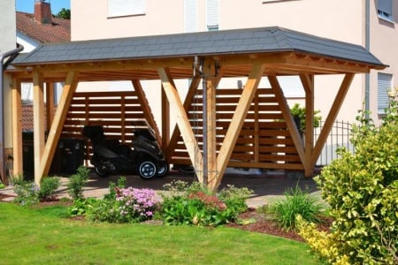 La construction d'un carport &agrave; Cou&euml;ron prot&egrave;ge votre v&eacute;hicule.
